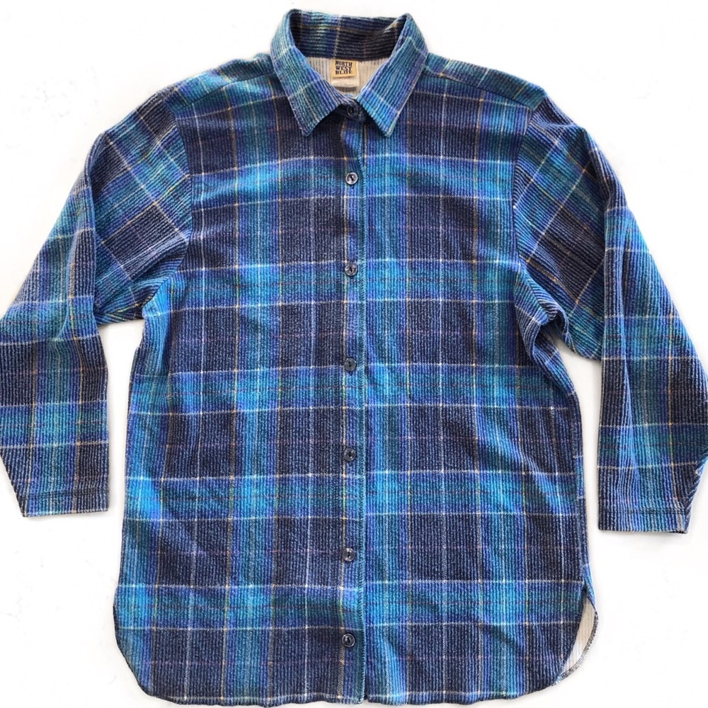Vintage North West Blue Plaid Corduroy Button-Up Shirt in Men’s Medium